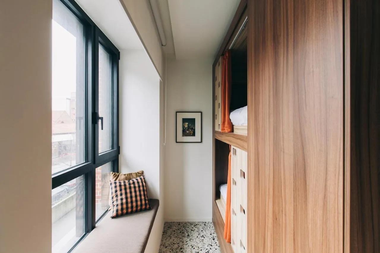Yust Antwerp Otel