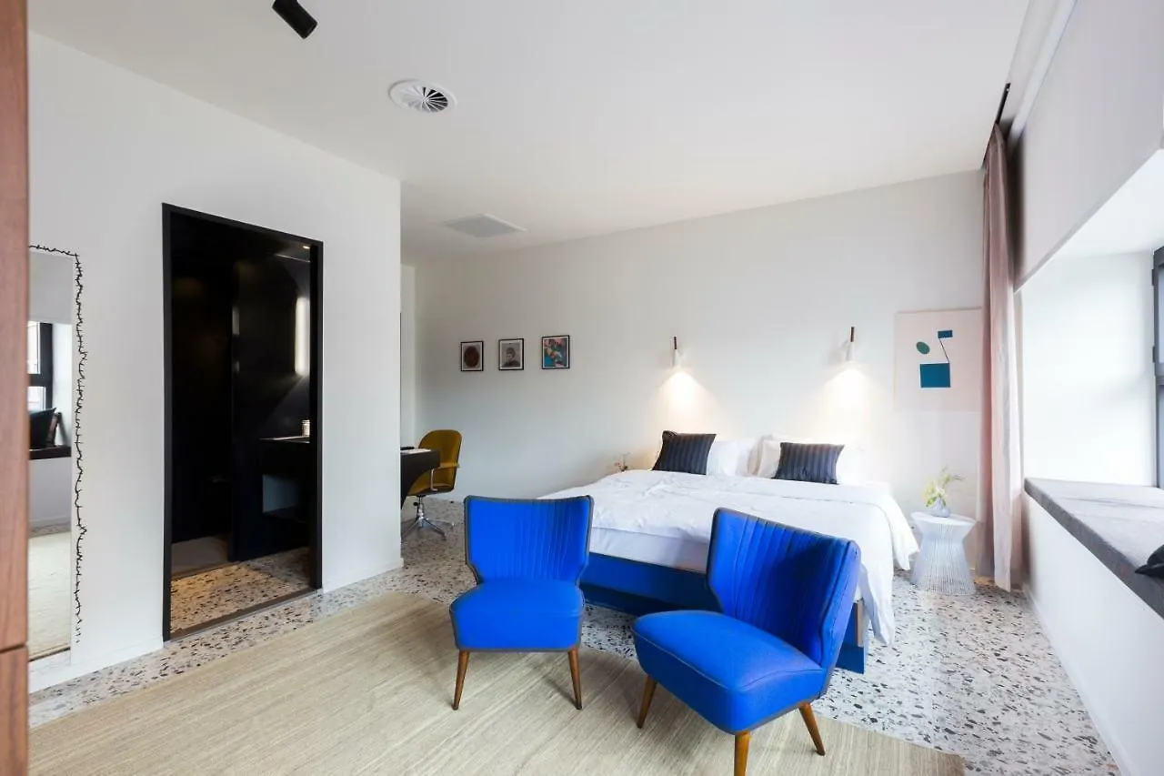 Yust Antwerp Otel